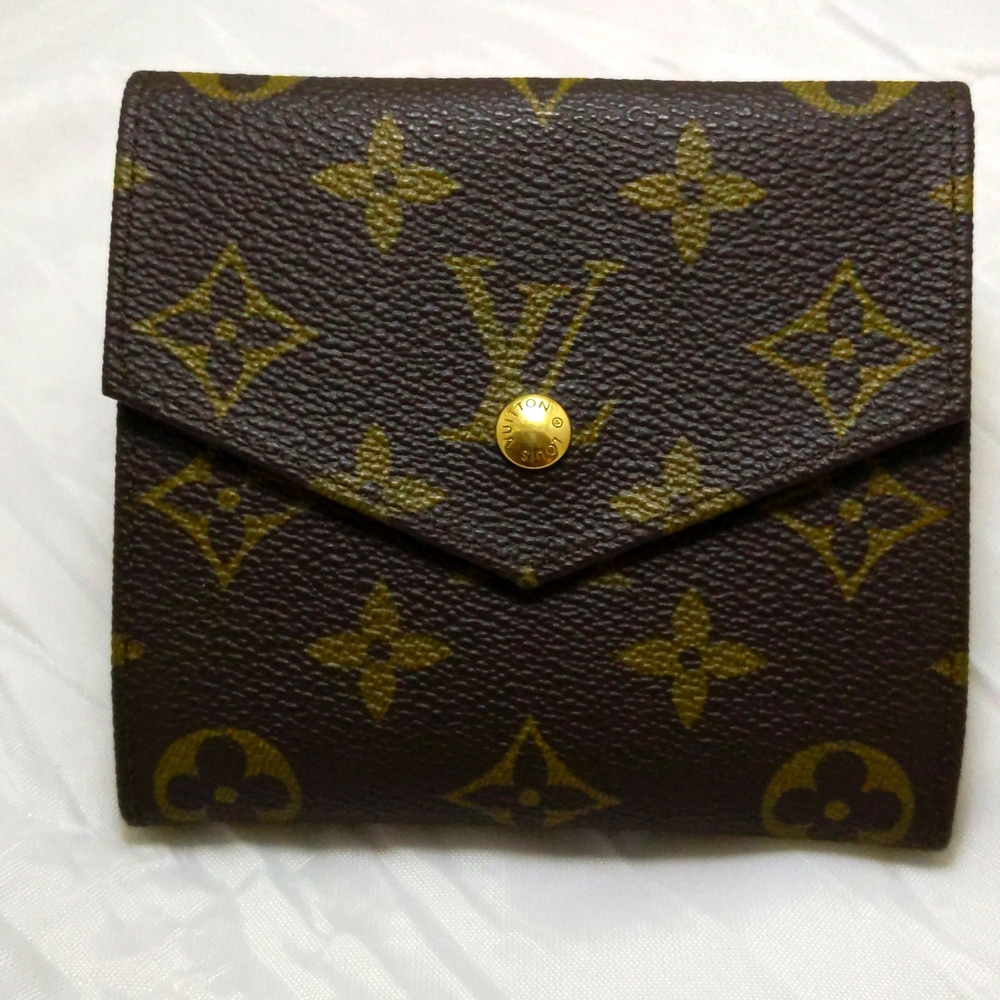 Louis Vuitton Bifold Women's Wallet